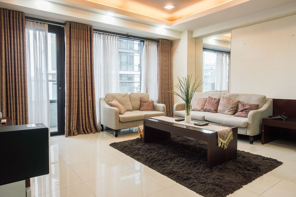 1BR condo for rent in Arya Residences - BGC